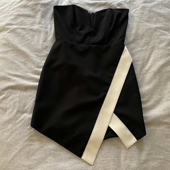 MASON structured bodice mini dress size 2 worn twice then dry cleaned - Picture 4 of 16